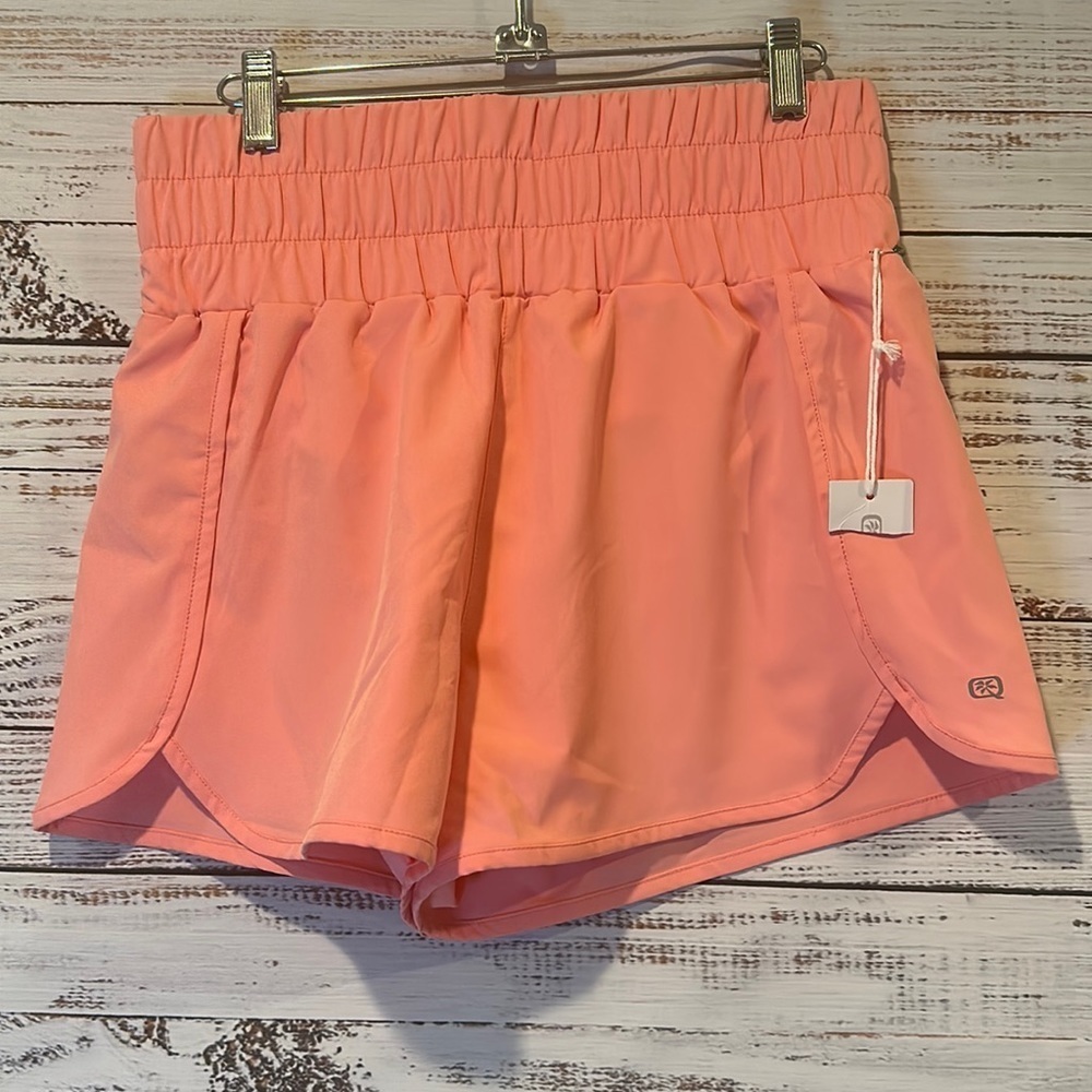 NWT Quiet Storm Running Shorts‎ Size L